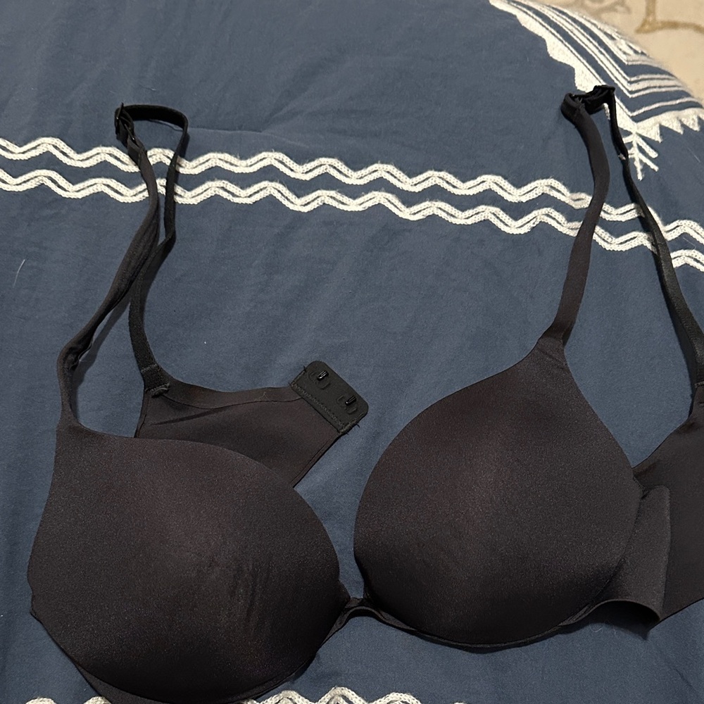 Skims Black teardrop push up Bra